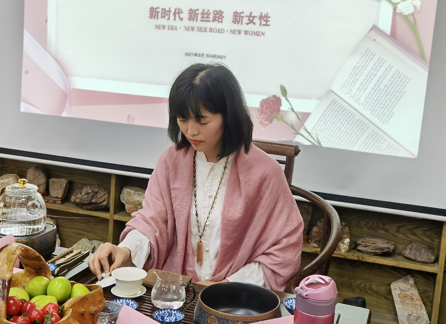 三八节快乐 | 新丝路促进会走进樊登读书举办“相约女神节·悦读越美丽”主题活动(图5)